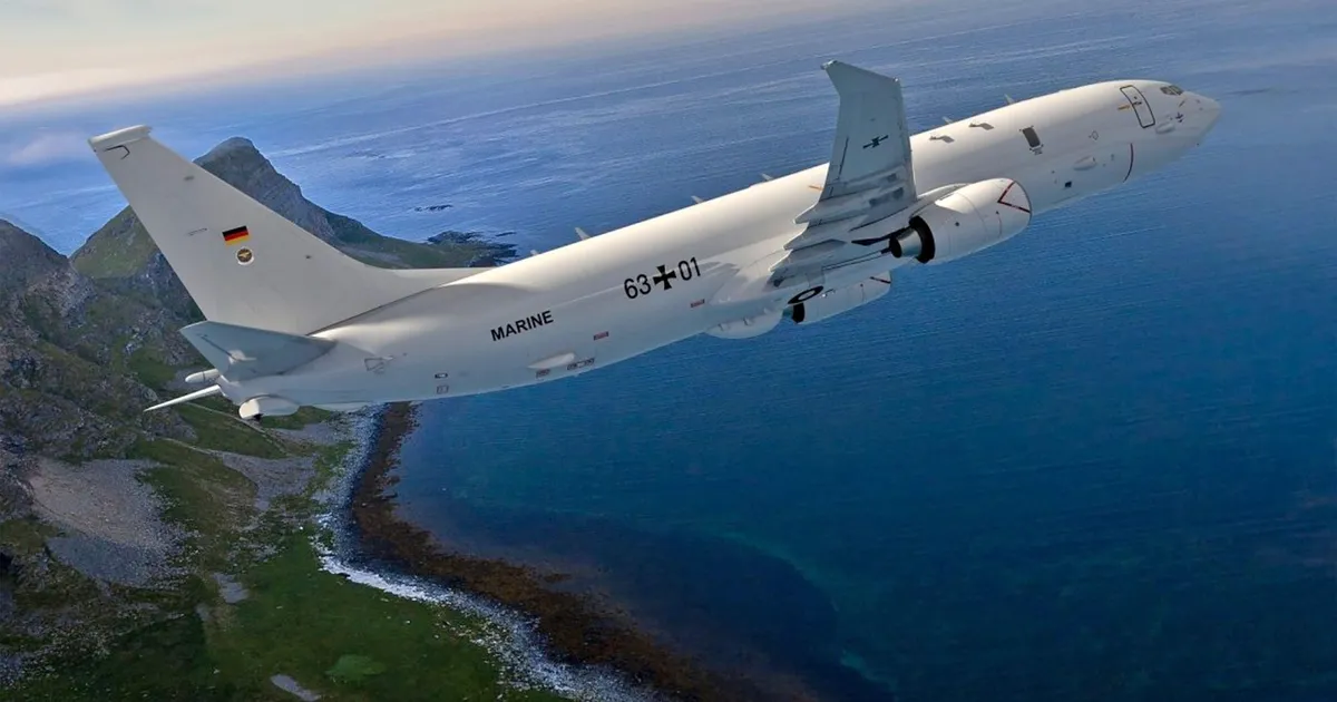 Supraveghere densă NATO în Europa de Nord: Șapte aeronave monitorizează Flota de Nord a Rusiei