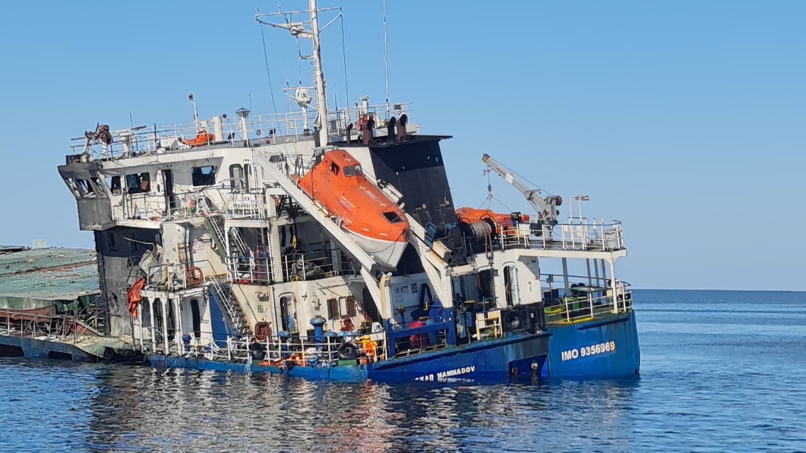 Atacuri cu drone în zona economică a Bulgariei: două nave au fost lovite în Marea Neagră