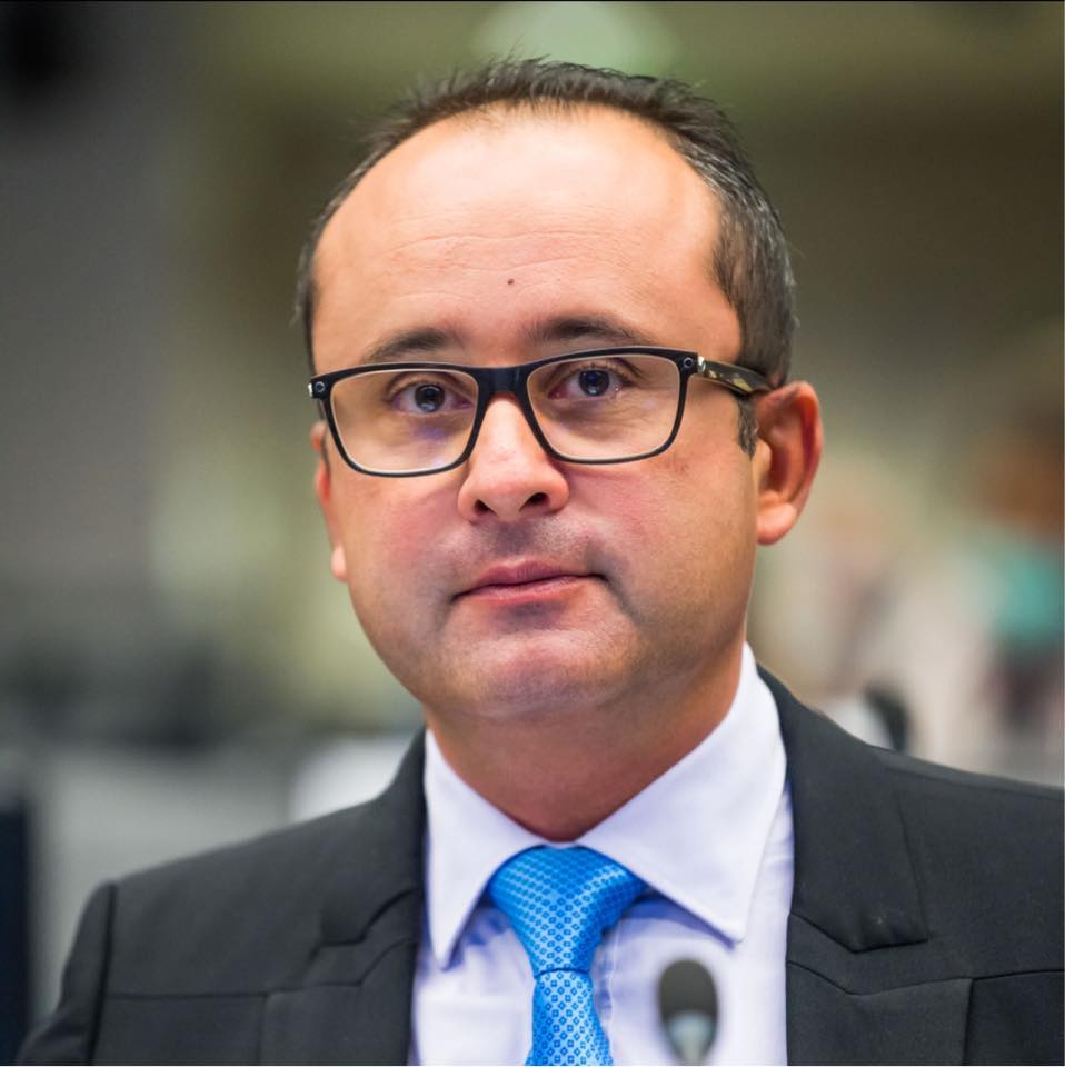 Riscul prețurilor record la electricitate în UE sub influența instabilității din Orientul Mijlociu