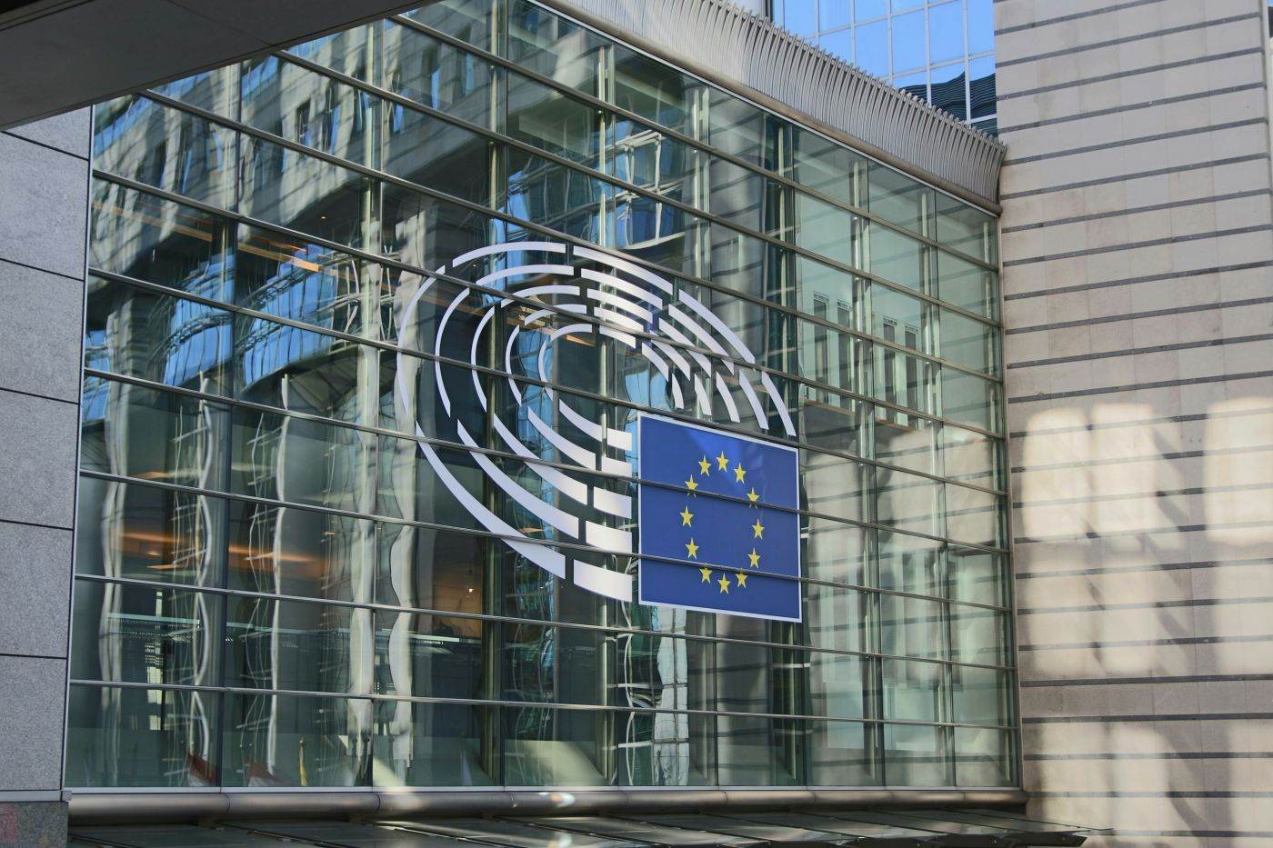Uniunea Europeană evaluează amânarea reglementărilor privind emisiile de metan pentru importurile de energie