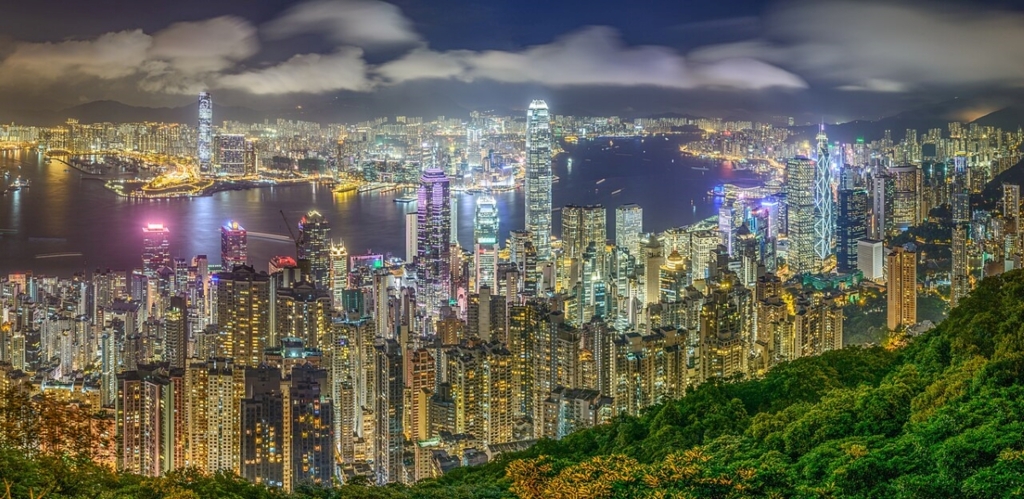 Redirecționarea fluxurilor de aur rusesc către Hong Kong sub presiunea sancțiunilor occidentale