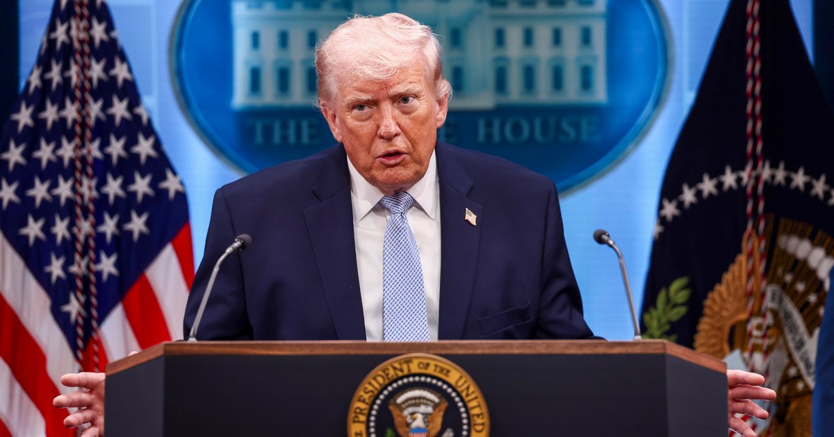 Donald Trump respinge ipoteza utilizării unei arme biologice în urma incidentului cu ciumă din Rusia