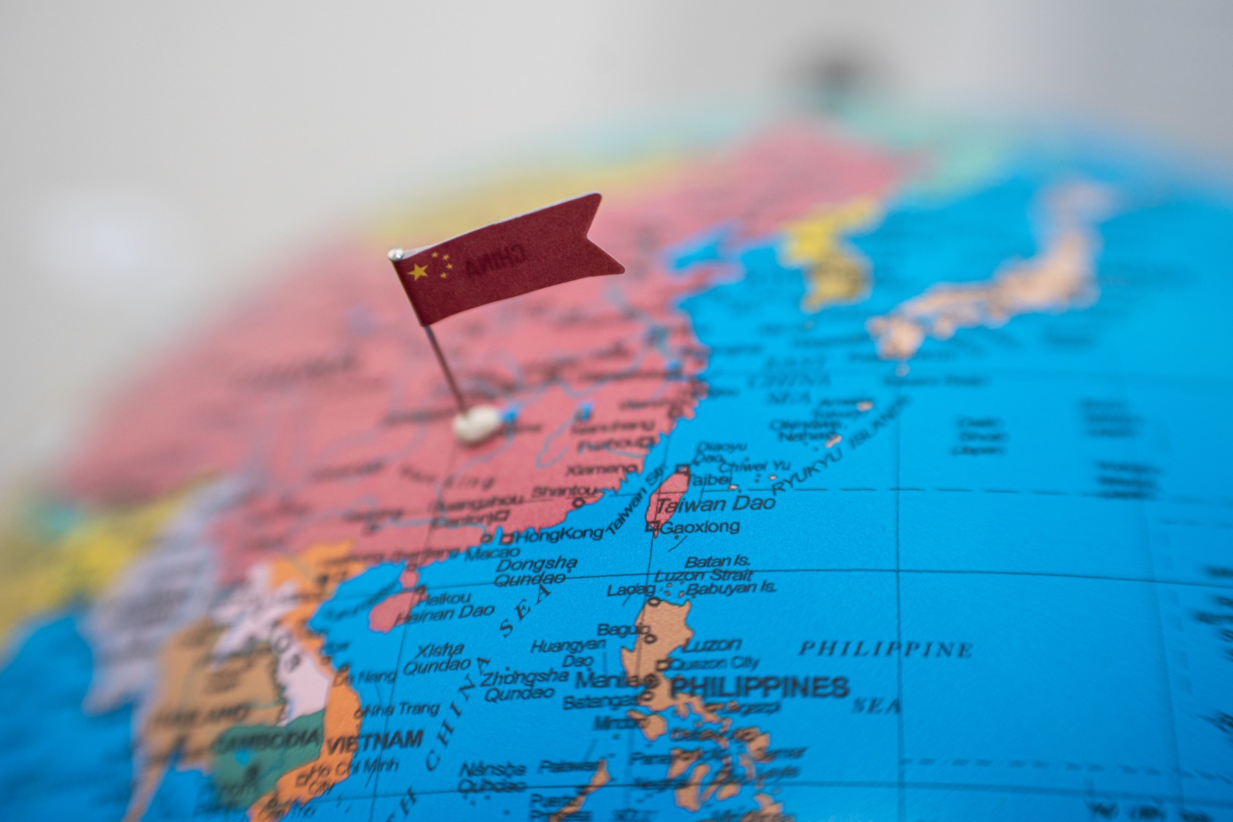Uniunea Europeană pregătește măsuri comerciale dure pentru a contracara deficitul masiv față de China
