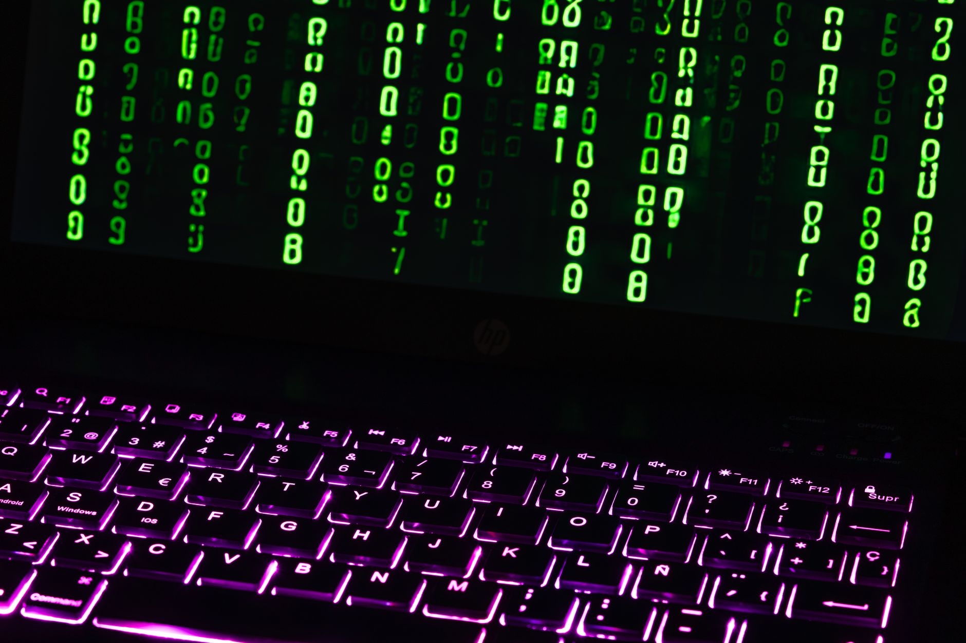 Operațiuni de dezinformare rusești și iraniene utilizând ChatGPT au fost identificate și blocate de OpenAI