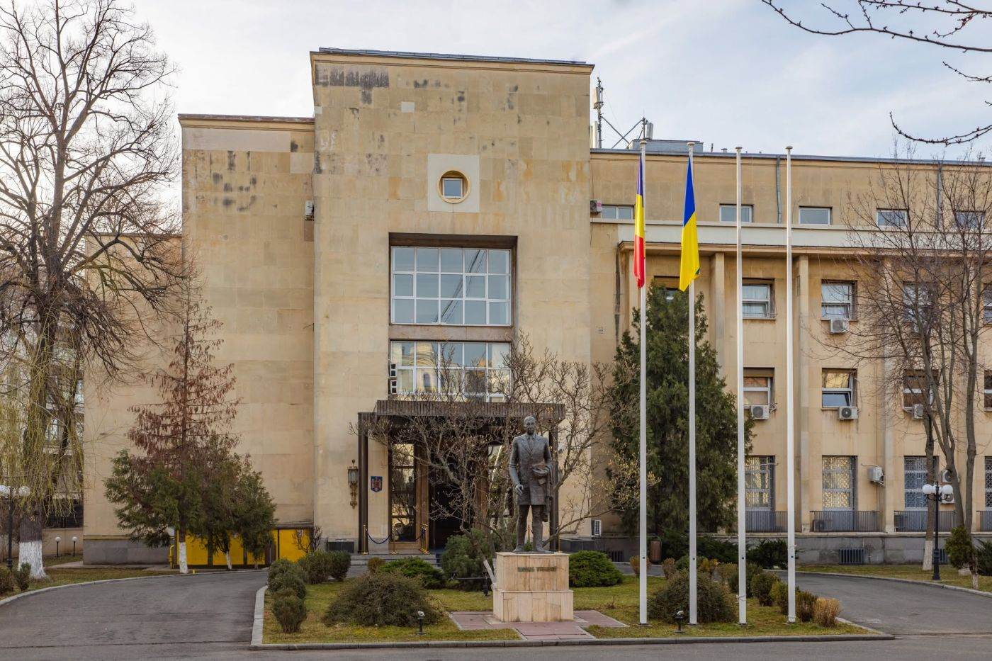 Consolidarea securității regionale și protecția minorității române: discuții între România și Ucraina