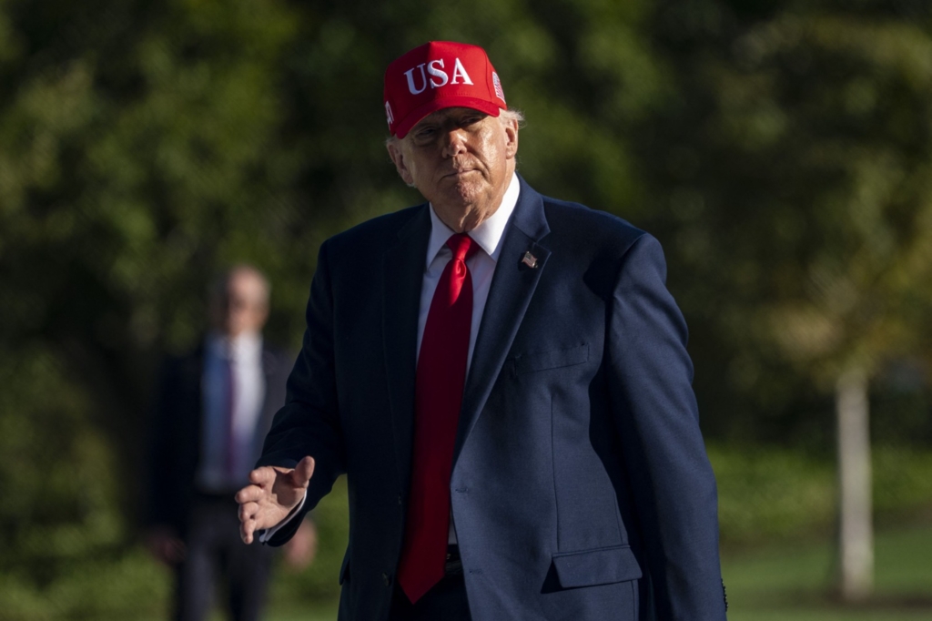 Riscul pierderii controlului asupra Congresului de către Donald Trump: presiunea economică și schimbările electorale