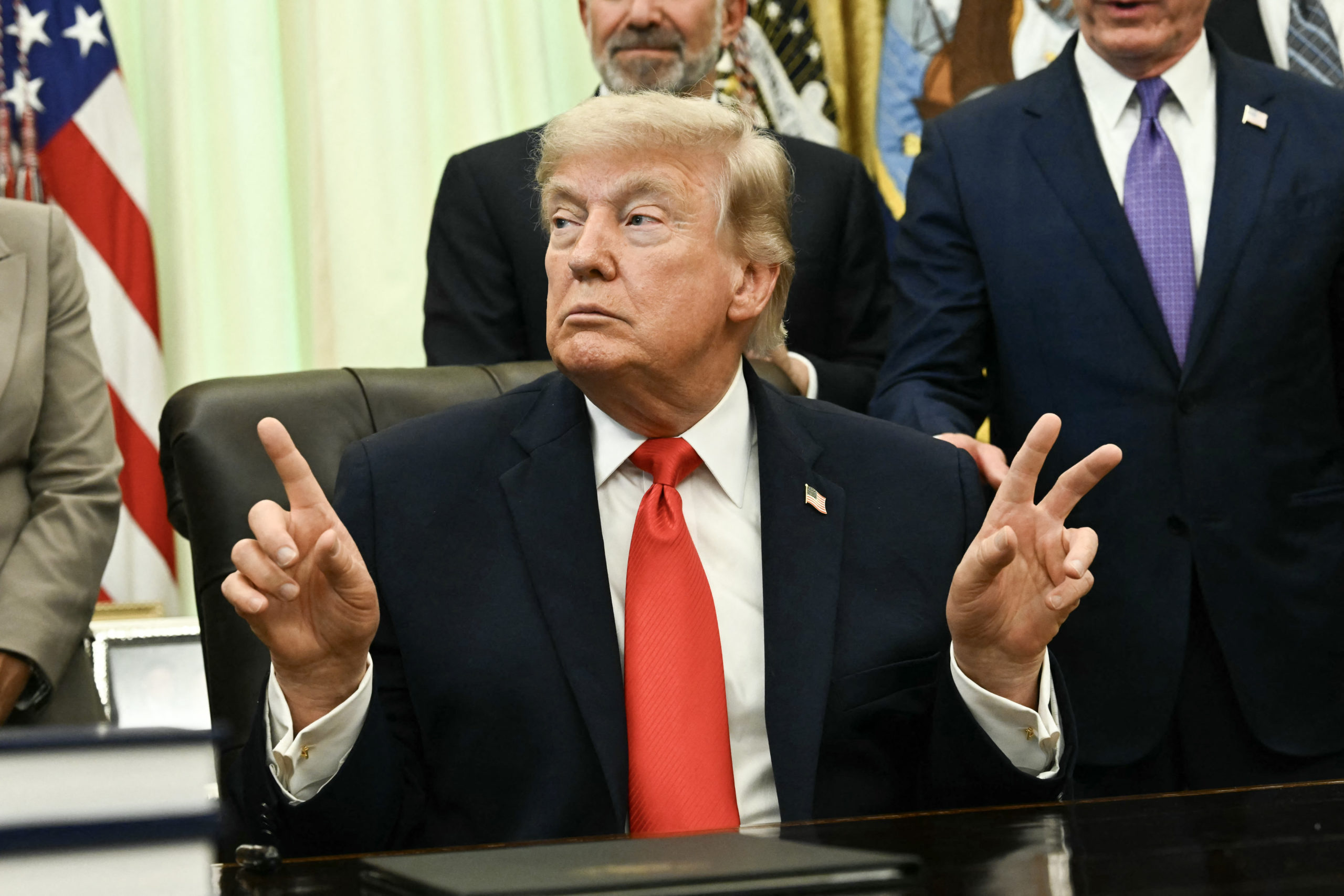 Trump suspendă temporar sancțiunile împotriva Rusiei pentru aprovizionarea cu motorină