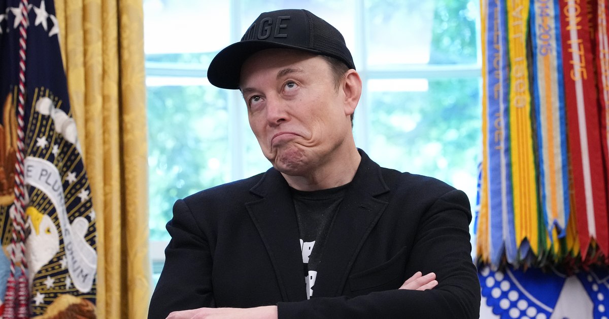 Elon Musk susține criticile lui Trump la adresa Ucrainei privind atacurile asupra rafinăriilor rusești