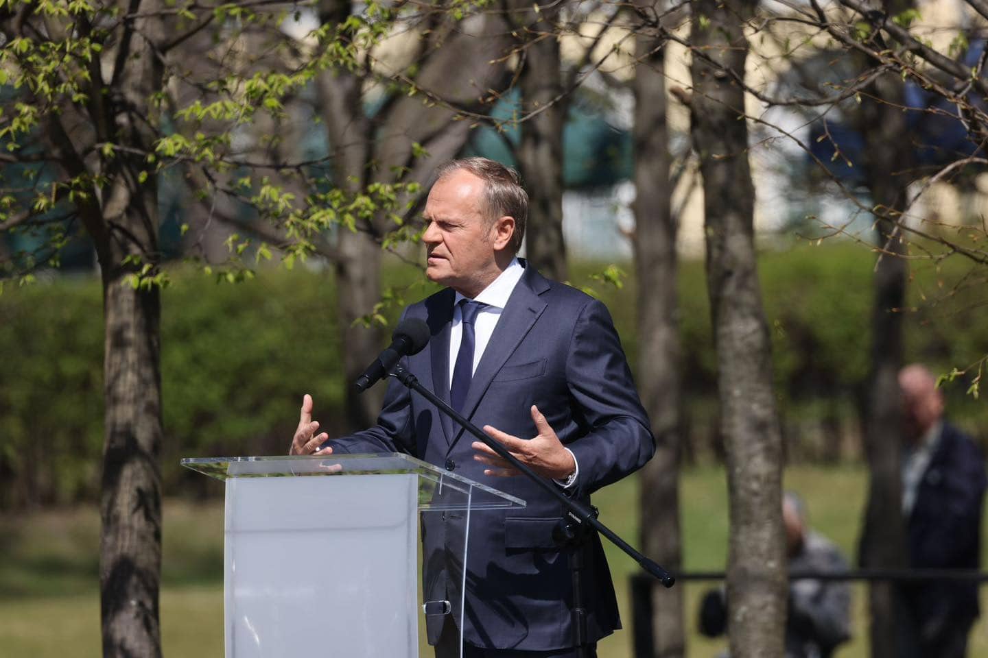 Alertă de securitate în Polonia: Premierul Donald Tusk și ministrul Apărării sunt vizați de un posibil atentat