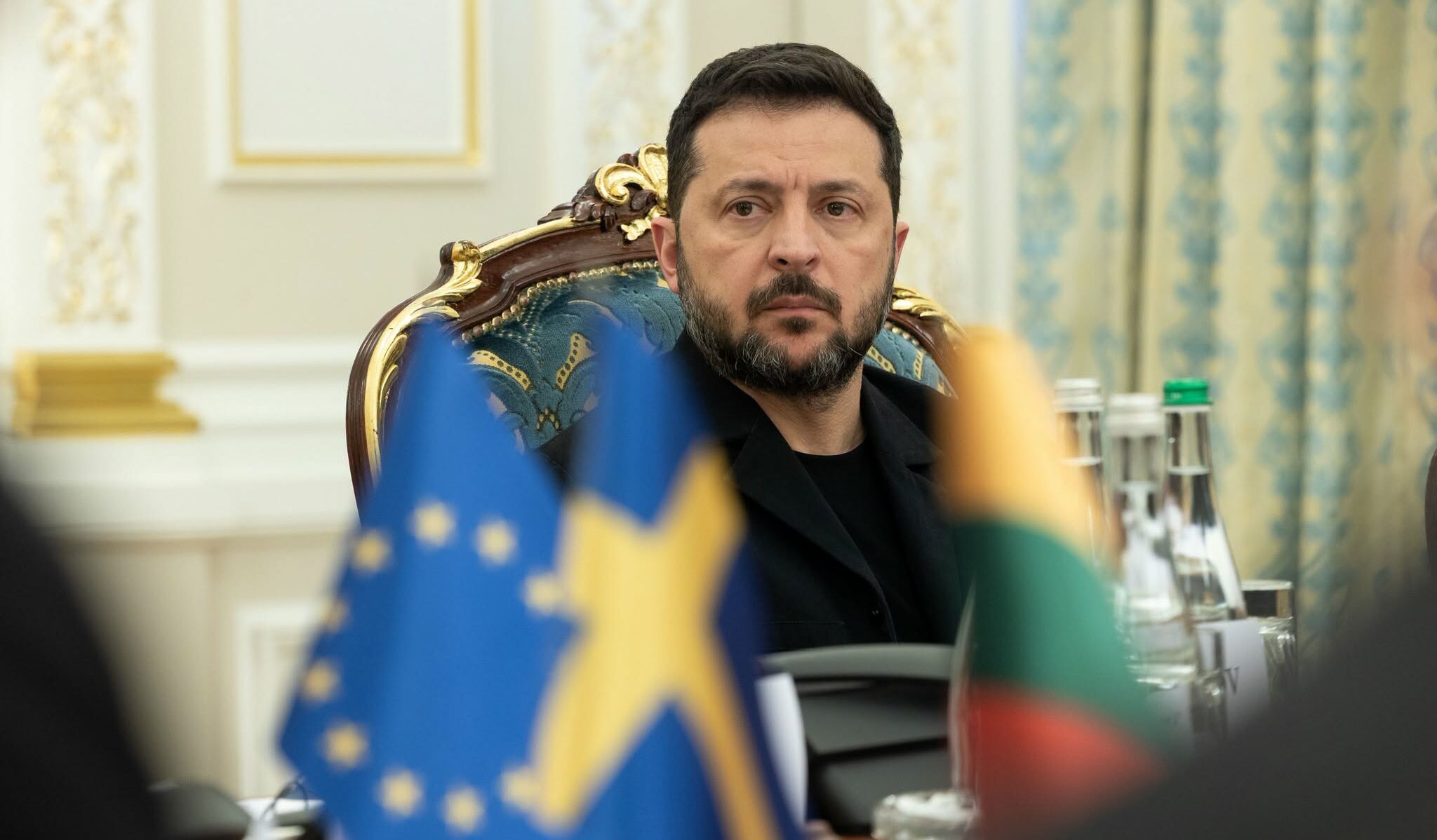 Zelenski neagă cunoașterea unui armistițiu energetic anunțat de Donald Trump