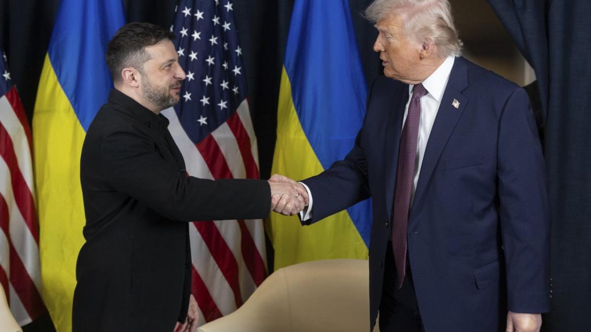 Zelenski respinge solicitarea lui Trump privind schimbarea conducerii Ucrainei