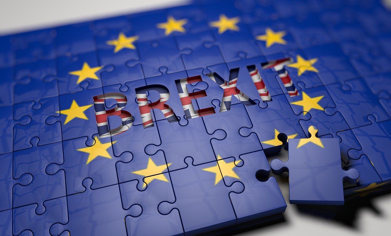 Premierul britanic Andy Burnham confirmă ingerința Rusiei în referendumul pentru Brexit din 2016