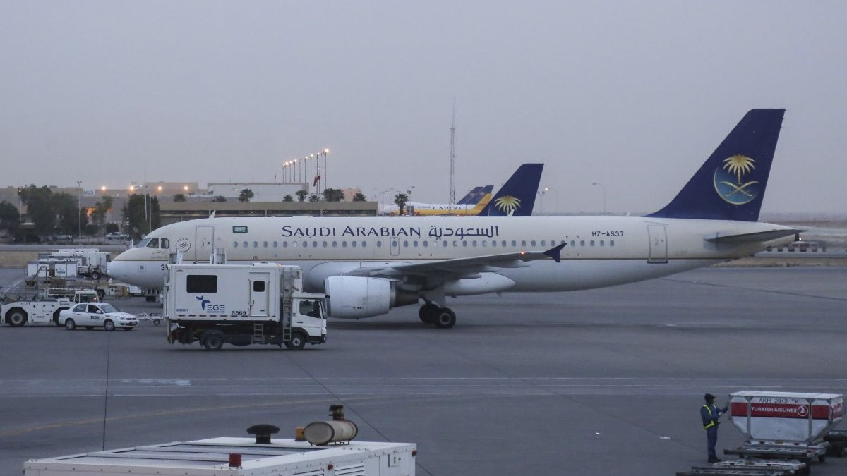 Atac asupra Aeroportului Internațional King Khalid din Riad: Terminalul 4 a fost lovit de un proiectil
