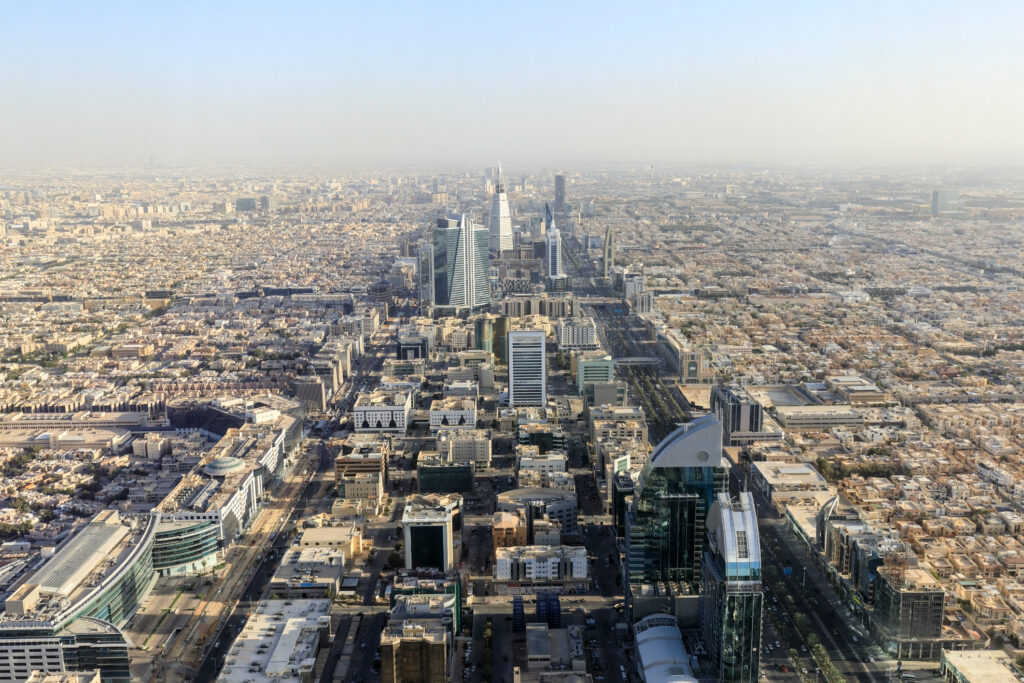 Ministrul german al economiei, Katherina Reiche, este blocată în Arabia Saudită după atacul de la aeroportul Riad