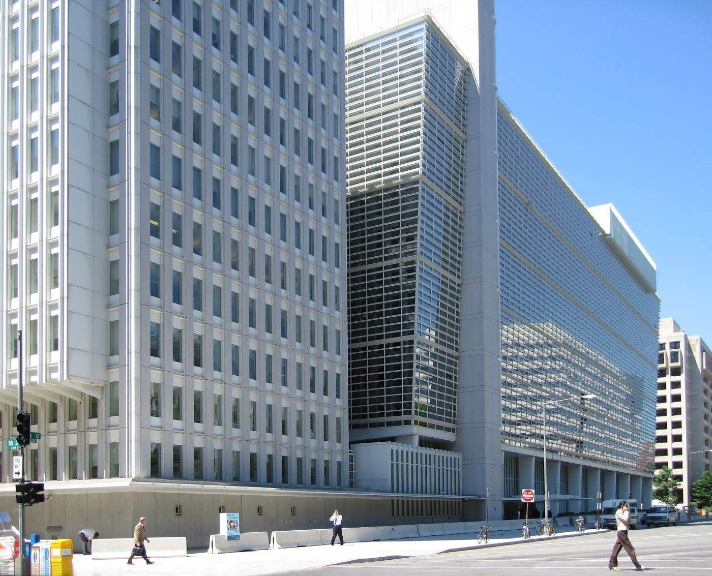 Banca Mondială pregătește asistență financiară de urgență pentru 40 de țări afectate de conflictul din Orientul Mijlociu