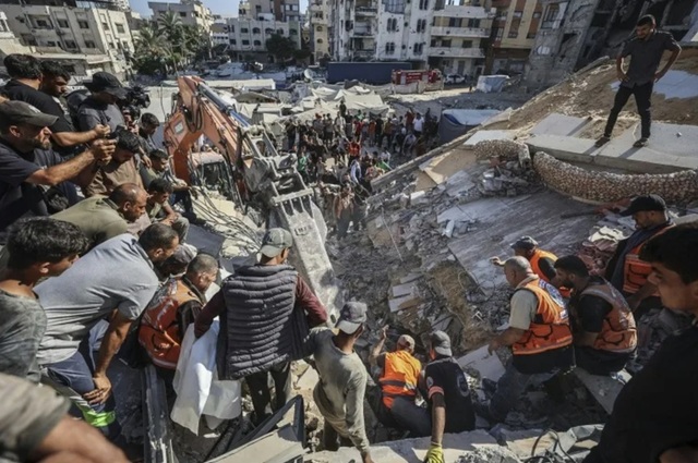 Bilanțul victimelor în urma surpării unui bloc de șase etaje din orașul Gaza crește la 20 de morți