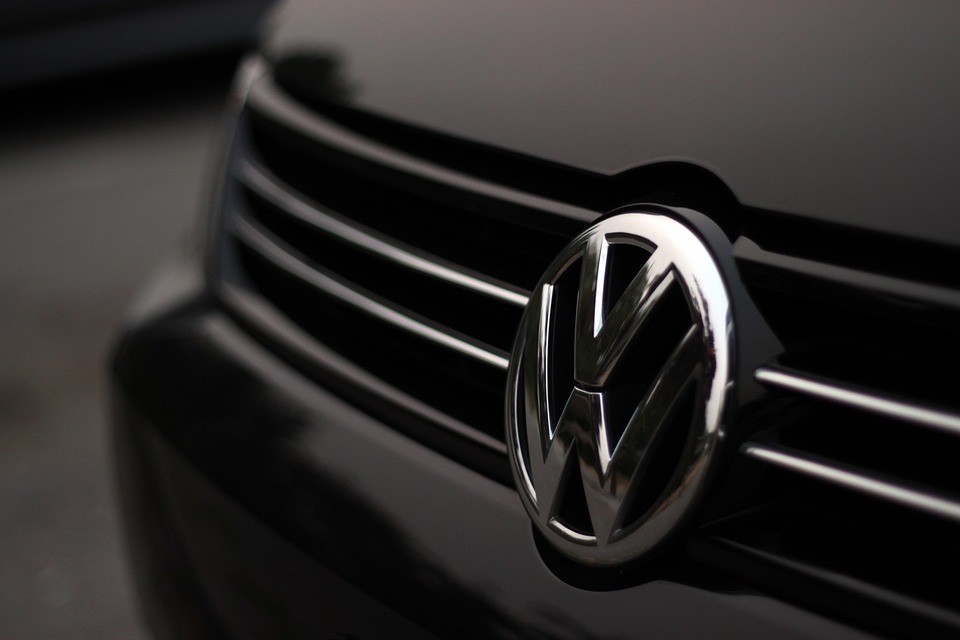 Volkswagen solicită coordonarea politicii industriale între Franța și Germania pentru combaterea avântului Chinei