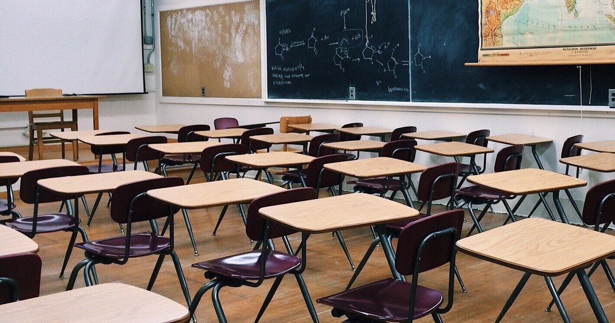 Probleme privind predarea în limba română în Ucraina: o clasă închisă după doar patru zile