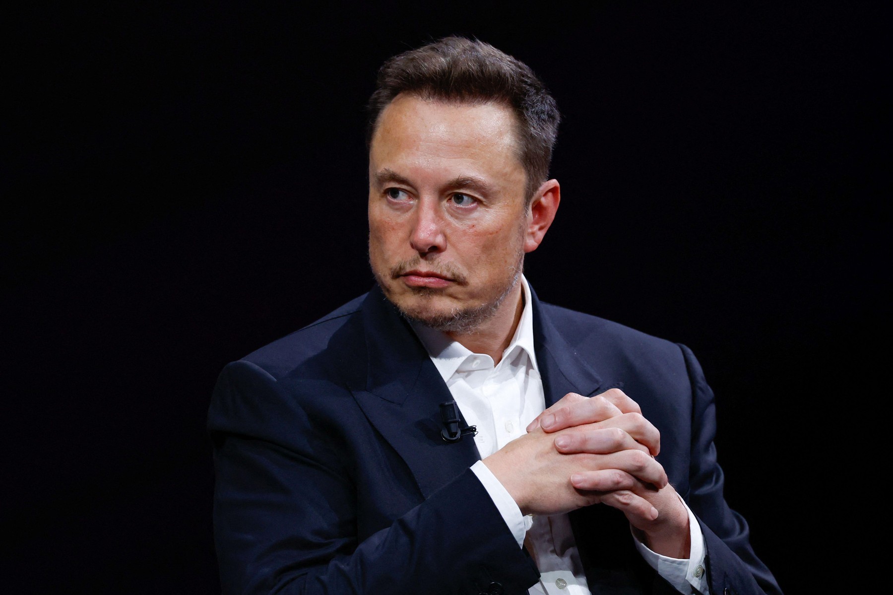 Avertisment de la Paris: Elon Musk și actori străini sunt acuzați de subminarea democrației europene