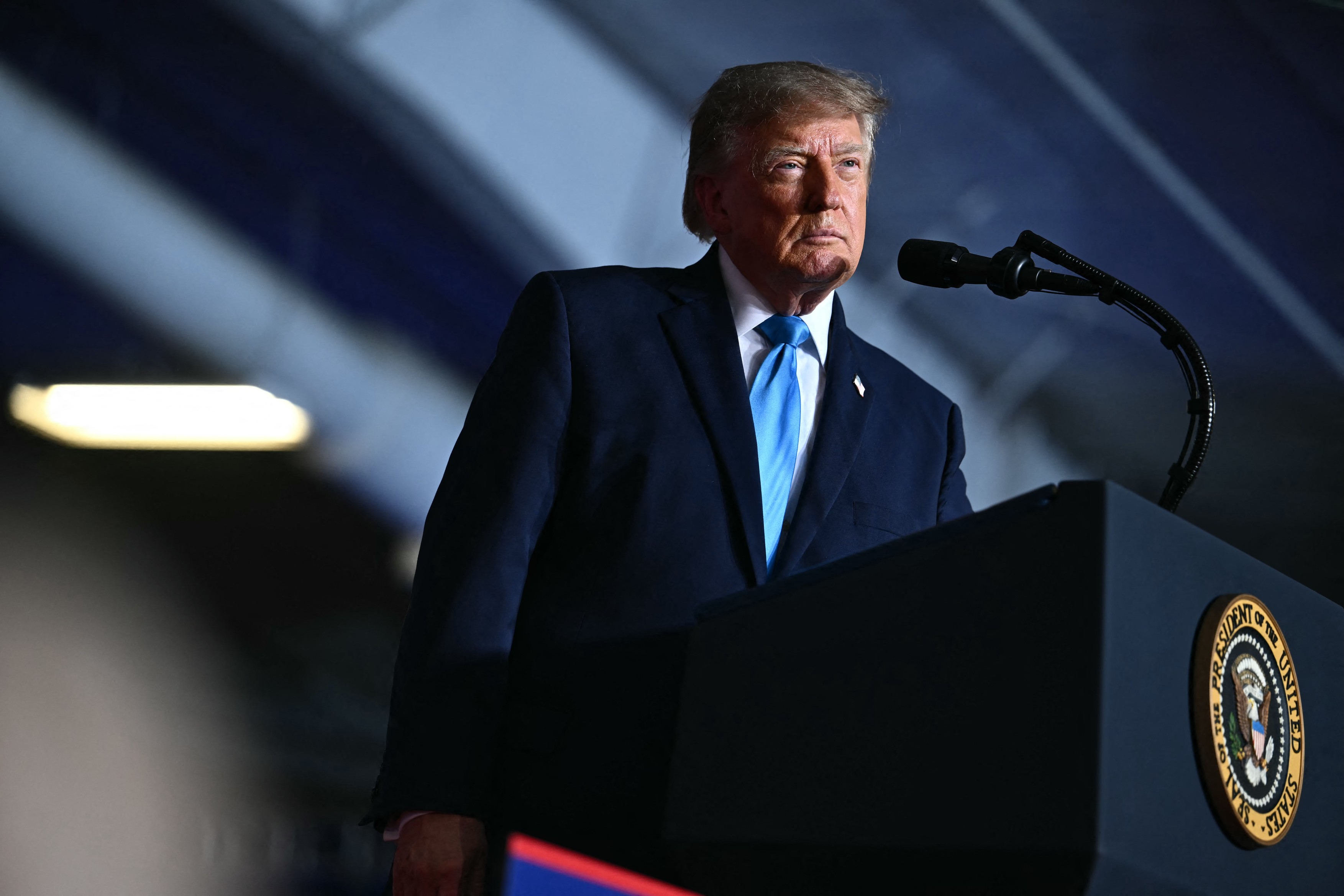 Donald Trump anunță explorări de amploare pentru resurse naturale în Groenlanda